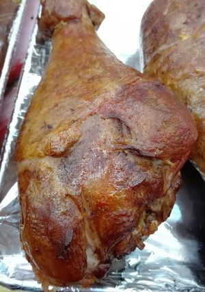 Una foto de Pierna de Pavo ahumado
