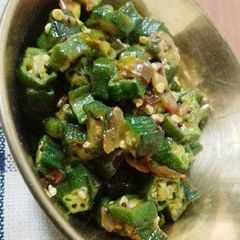 A picture of Achari Bhindi fry.