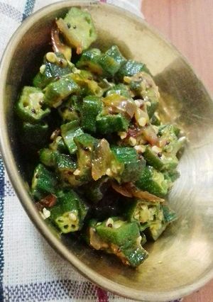 A picture of Achari Bhindi fry.