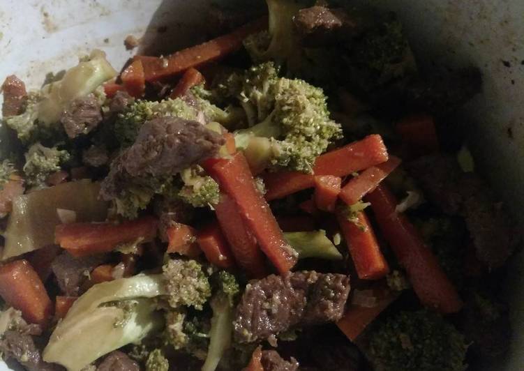 Step-by-Step Guide to Cook Delicious Crock-Pot Beef &amp; Broccoli