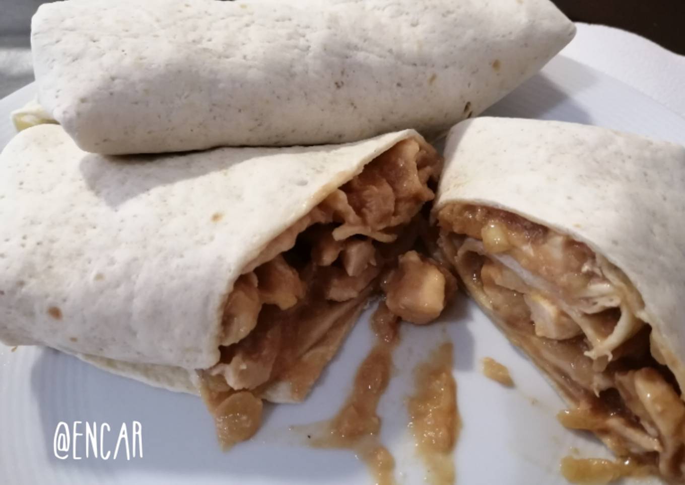 Rollitos de pollo con salsa de foie