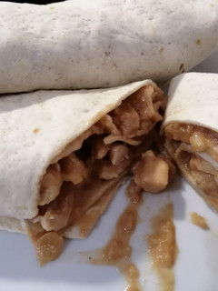 Una foto de Rollitos de pollo con salsa de foie