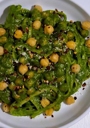 A picture of Linguine in Green Coconut Cream with Chickpeas.