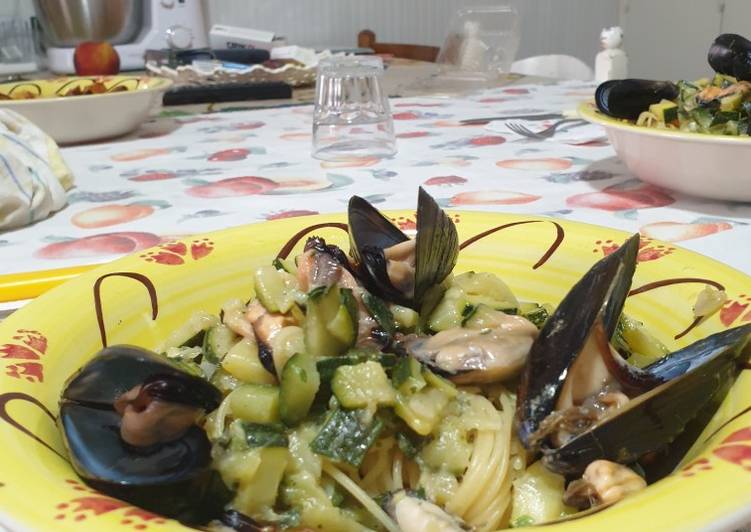 Capellini con zucchine e cozze