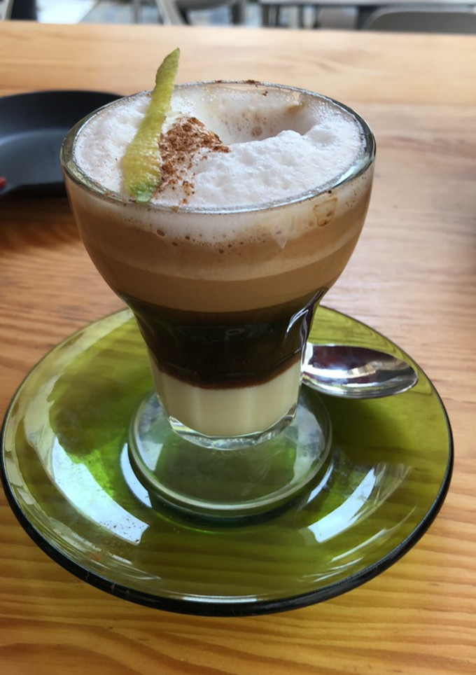 Una foto de Café asiático