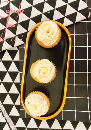 Hình của món Cupcake kem tươi.