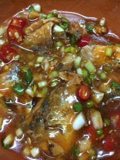 รูปของ ยำปลากระป๋อง