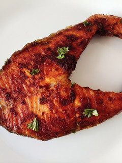 சத்தான சால்மன் மீன் வறுவல் (Salmon fish varuval recipe in tamil) செய்முறை முக்கிய புகைப்படம்