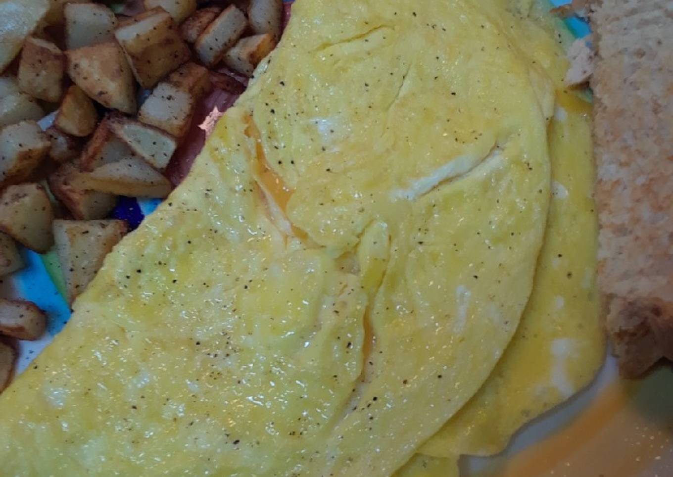 omelette with light cheese