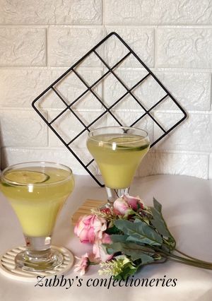 A picture of Lemonade.