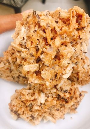 A picture of Coconut candy.