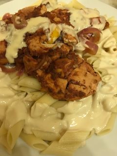 صورة لوصفة باستا بصدور الدجاج والجبنة