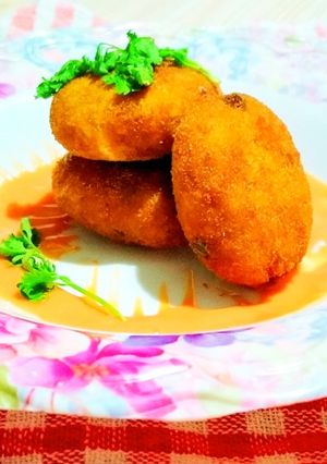 રાઈસ કટલેટ વિથ ટેંગી ડીપ (Rice Cutlets with tangy dip Recipe in Gujarati) રેસીપી મુખ્ય ફોટો