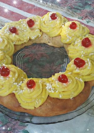 Una foto de Rosca de reyes cítrica con pastelera de almendras😄
