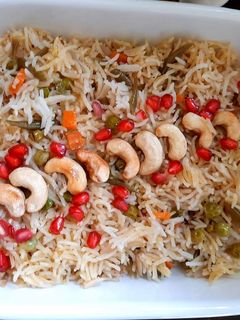 वेजिटेबल पुलाव (vegetable pulao recipe in Hindi) रेसिपी मुख्य फोटो