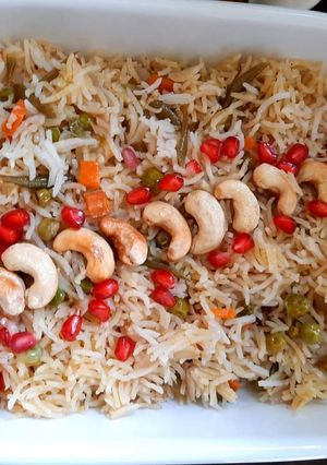 वेजिटेबल पुलाव (vegetable pulao recipe in Hindi) रेसिपी मुख्य फोटो