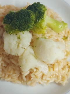 Una foto de Arroz meloso con verduras
