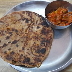 A picture of Gobhi paratha.