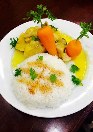 Hình của món Ức gà sốt xoài.