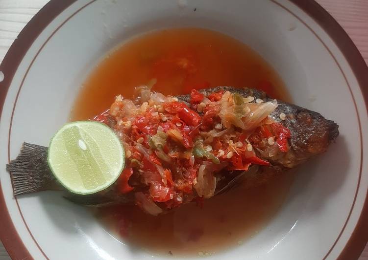 Recipe: Yummy Pecak Ikan Mas Betawi - Resep Masakan Mama