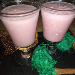 Strawberry shake A picture of Strawberry shake.