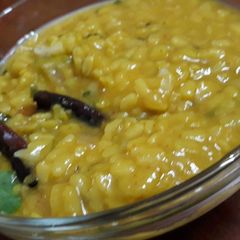 A picture of Urad dal.