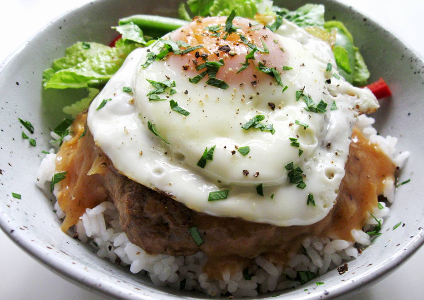 ‘Loco Moco’ Hamburger Rice Bowl