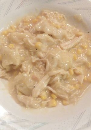 A picture of Slow cooker chicken and dumplings.