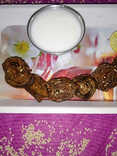 પતરવેલી ના પાન (Patarveli pan) રેસીપી મુખ્ય ફોટો