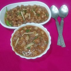 A picture of Pindi Chana Masala.