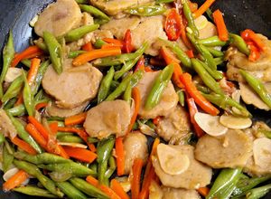 Foto resep Tumis (Buncis, Wortel, Bakso)