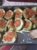Relleno de chayote verde con bacalao guisado