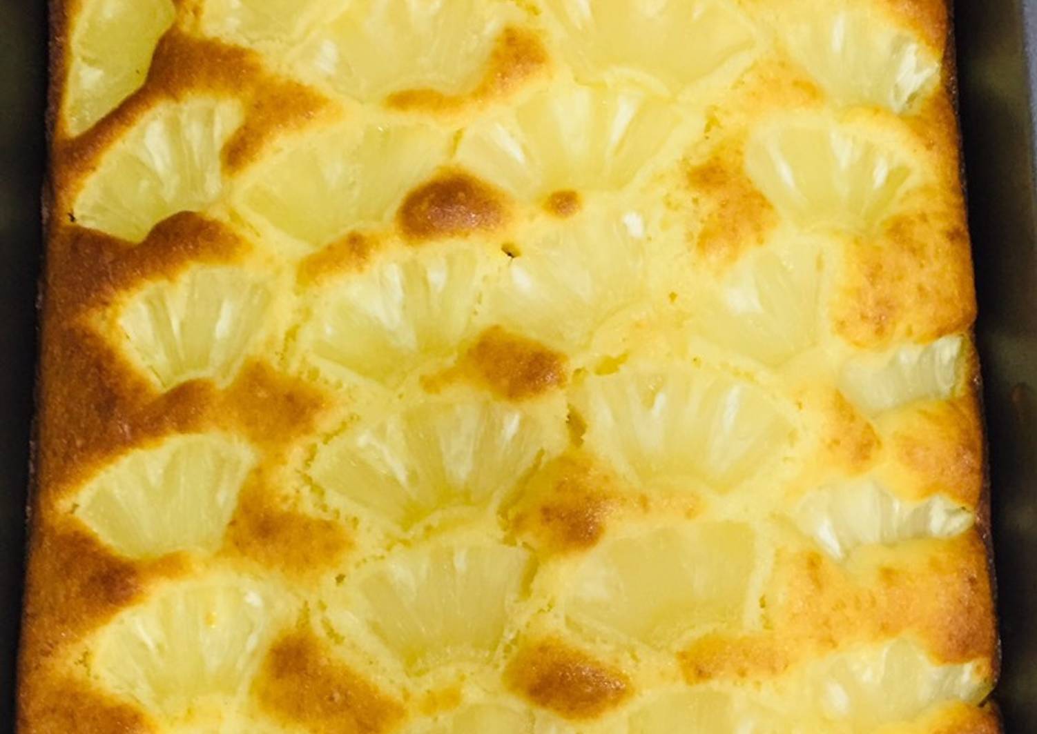 Слоеный пирог с сыром и ананасами