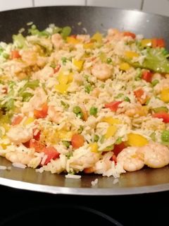 Gebratener Reis mit Garnelen und Gemüse Rezepthauptbild