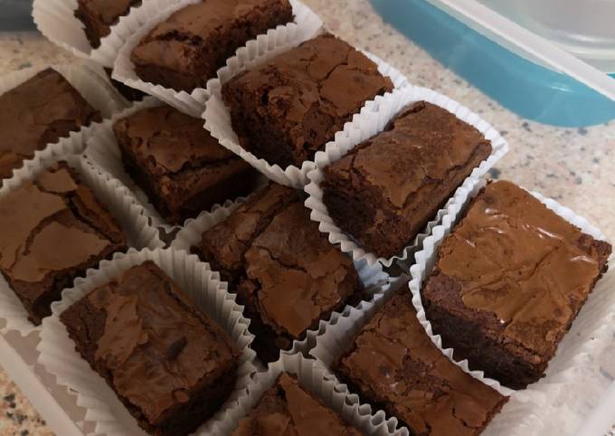 Recipe of Speedy Chocolate Brownies