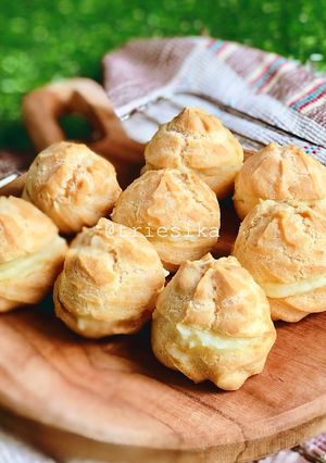 Foto resep Soes/Sus vla vanilla dengan kulit kokoh no mixer