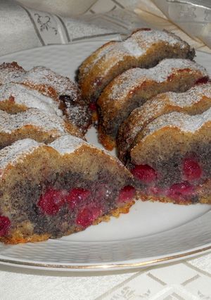 Mákos-meggyes őzgerincben sütve recept fotója