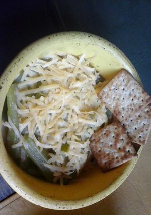 Una foto de Pencas de acelga amigadas con manteca y queso