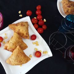 Soya samosa A picture of Soya samosa.