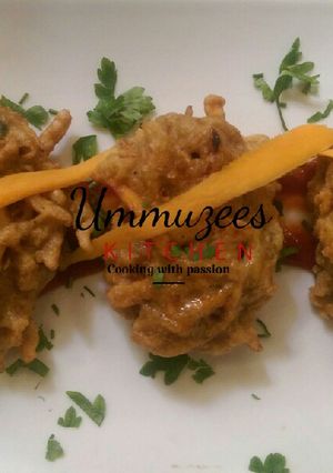 A picture of Potato and Carrot Fritters.