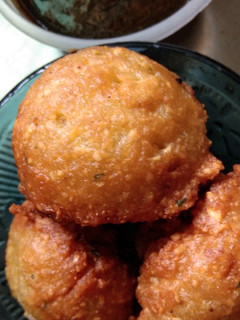 M's முருமுரு மகிழ்ச்சி (Crispy Delights) செய்முறை முக்கிய புகைப்படம்