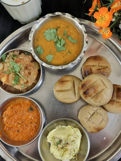 लिट्टी चोखा (litti-chokha recipe in Hindi) रेसिपी मुख्य फोटो