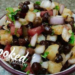 Spicy 🔥 aloo chana chat A picture of Spicy 🔥 aloo chana chat.