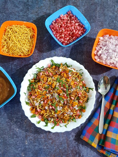 કચ્છી કડક (kutchi kadak recipe in Gujarati) રેસીપી મુખ્ય ફોટો
