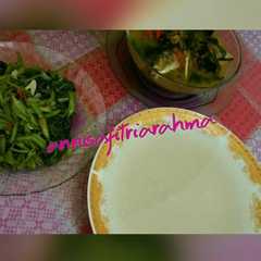 รูปของ Papeda+kuah kuning+cah kangkung