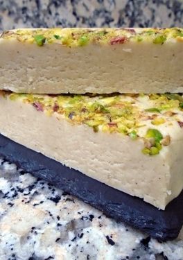 Foto principal de Turrón de pistachos y tahini