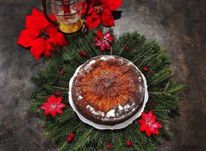 Foto di Crostata con nocciole barbabietola e confettura di pere al cardamomo e zafferano