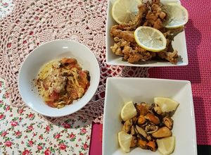 Una foto de ¡Menú de mar para dos! machas+cornalitos+mejillones