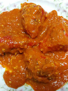Una foto de Pimientos rellenos en salsa