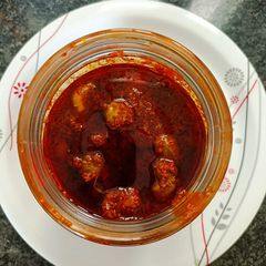 A picture of Gujarati ghnda khatta aachar.
